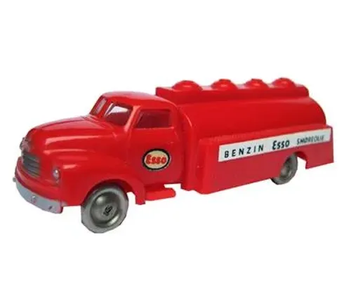 1:87 Esso Bedford Tanker Image