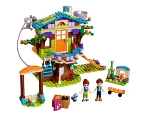 Mia's Tree House Image