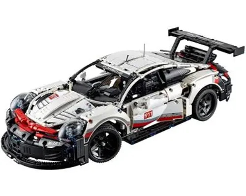 Porsche 911 RSR Image