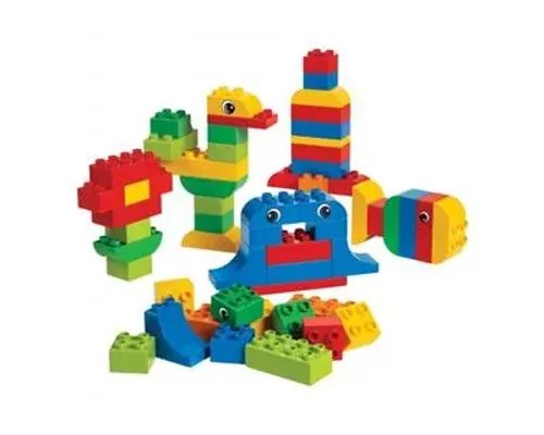 Creative LEGO DUPLO Brick Set Image