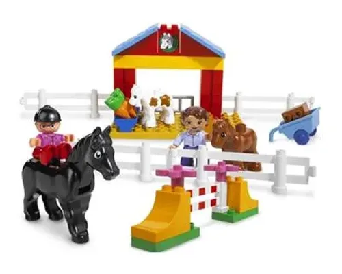 Horse Stable Image