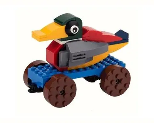 Classic Wooden Duck Image