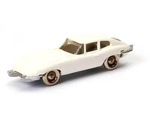 1:87 Jaguar E-Type with Garage Image