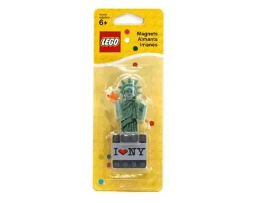 Statue of Liberty Minifigure Magnet Image