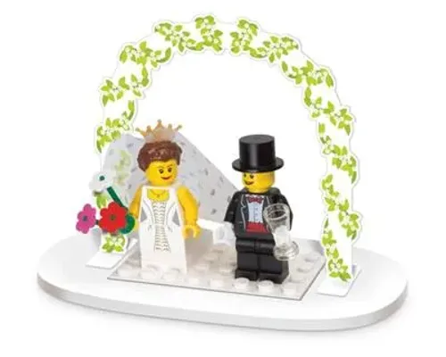 Minifigure Wedding Favour Set Image