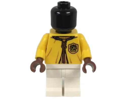 Mannequin - Quidditch Yellow Robe, Hufflepuff Crest Image