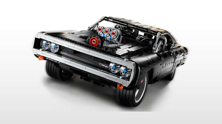 Lego Technic Dom’s Dodge Charger