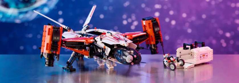 The LEGO Technic VTOL Heavy Cargo Spaceship LT81 (42181) set