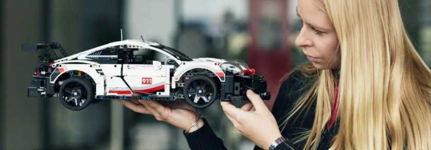 42096 LEGO Technic Porsche 911 RSR 