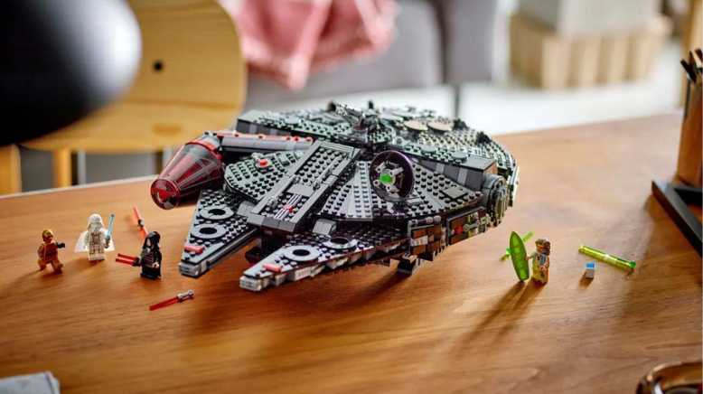 75389 LEGO Star Wars The Dark Falcon